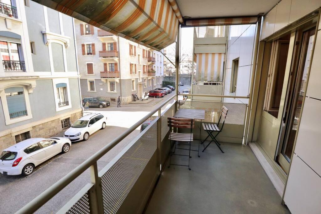 Comfortable, Very Well Located Between Train Station And Lake! Lausanne Ngoại thất bức ảnh