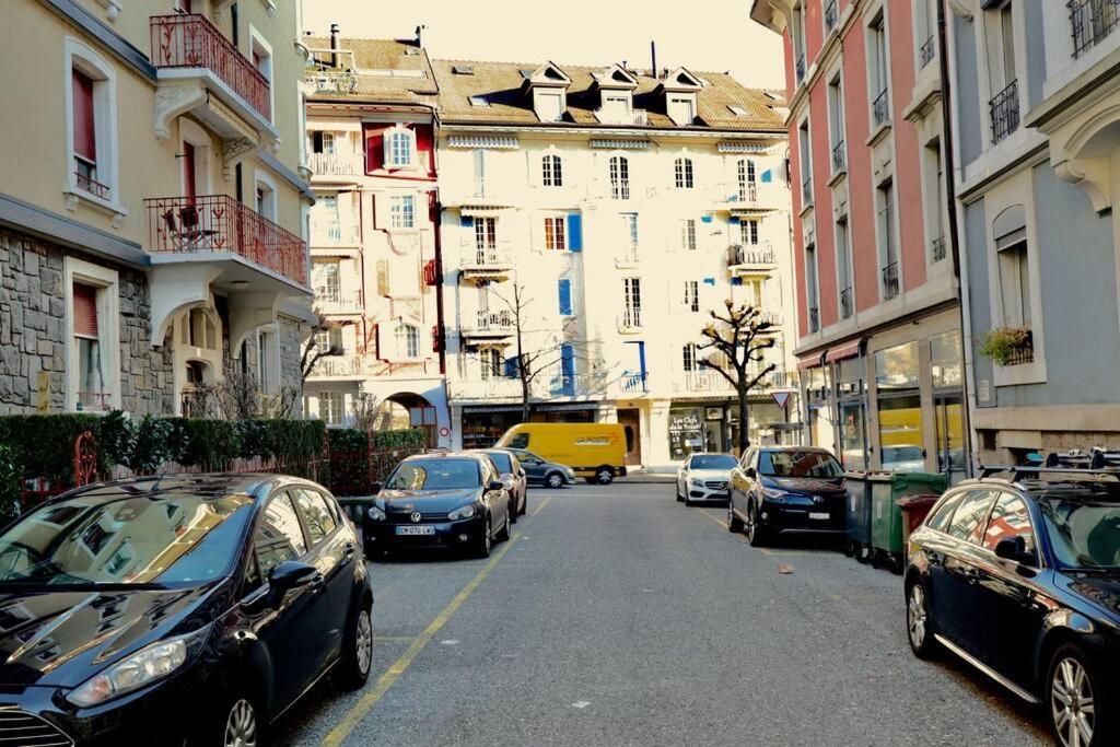 Comfortable, Very Well Located Between Train Station And Lake! Lausanne Ngoại thất bức ảnh